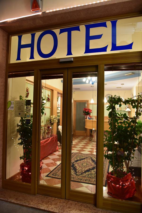 Hotel Residence Sant'Anna Bedonia Esterno foto